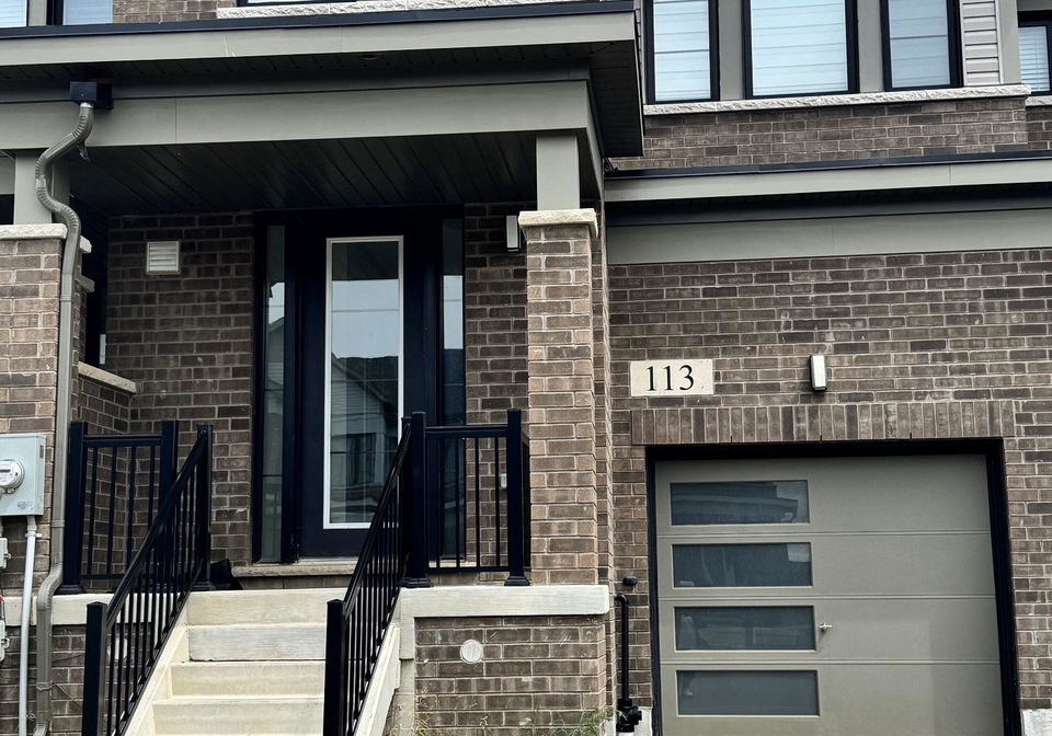 113-freedom-crescent-hamilton-ontario-x12232474