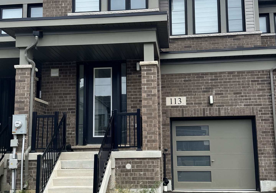 113-freedom-crescent-hamilton-ontario-x12232474