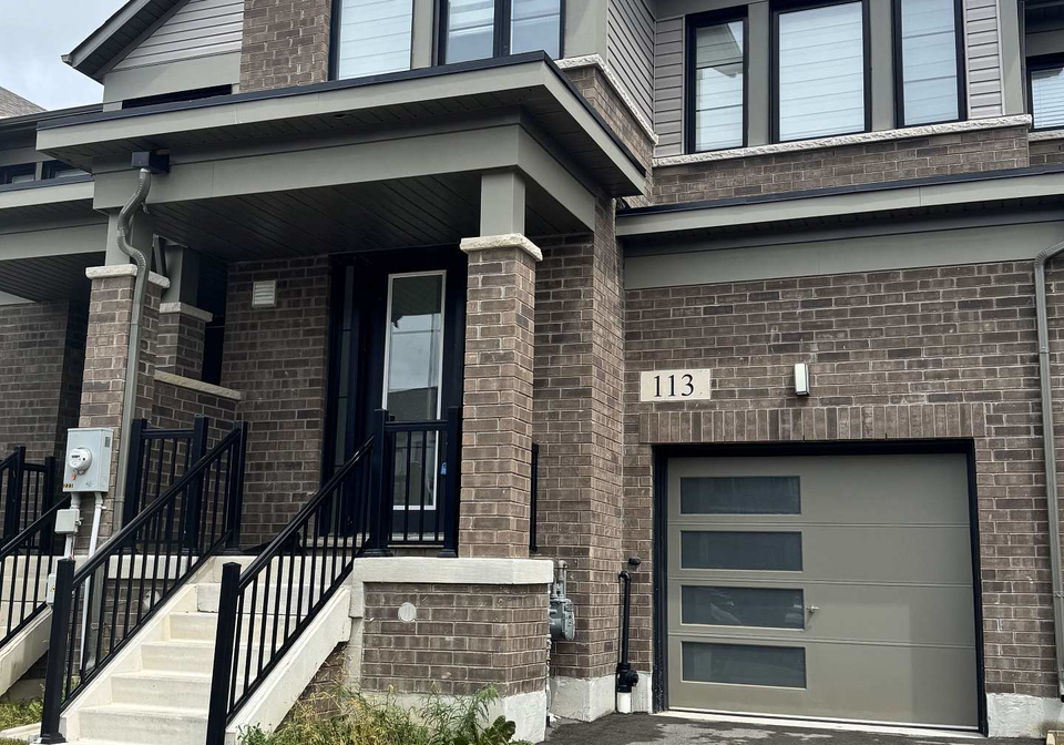 113-freedom-crescent-hamilton-ontario-x12232474