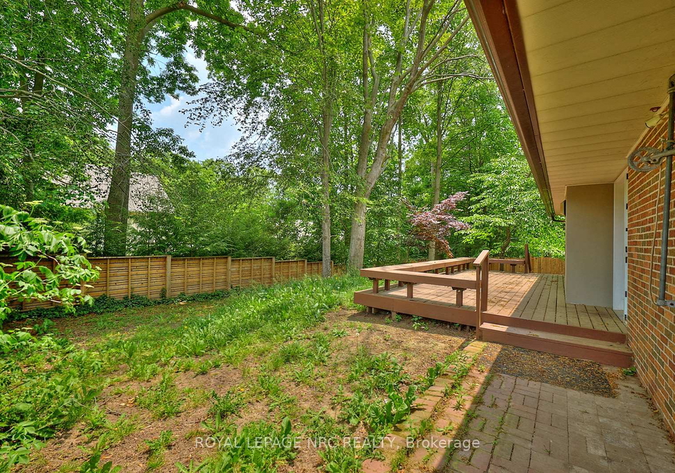 1295-street-pelham-ontario-x12232496