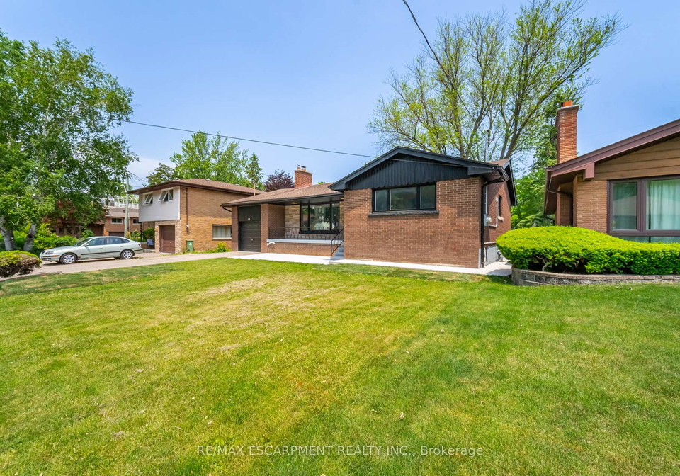 121-lower-horning-road-hamilton-ontario-x12232573