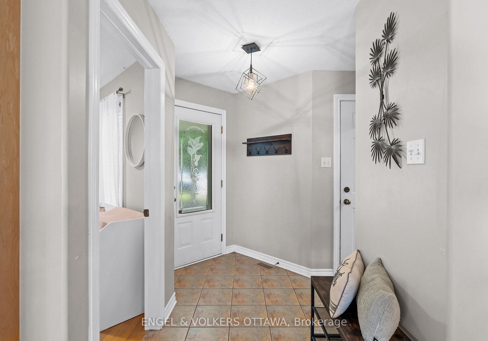 63-la-croisee-street-russell-ontario-x12232610