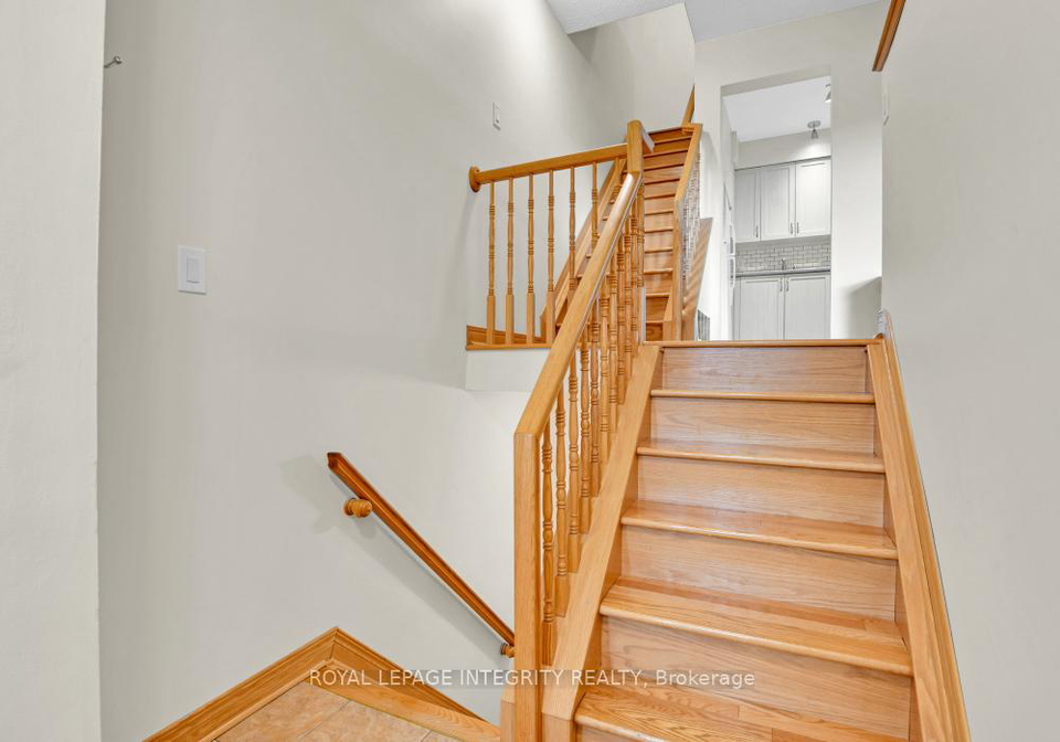 403-montfort-street-ottawa-ontario-x12232612