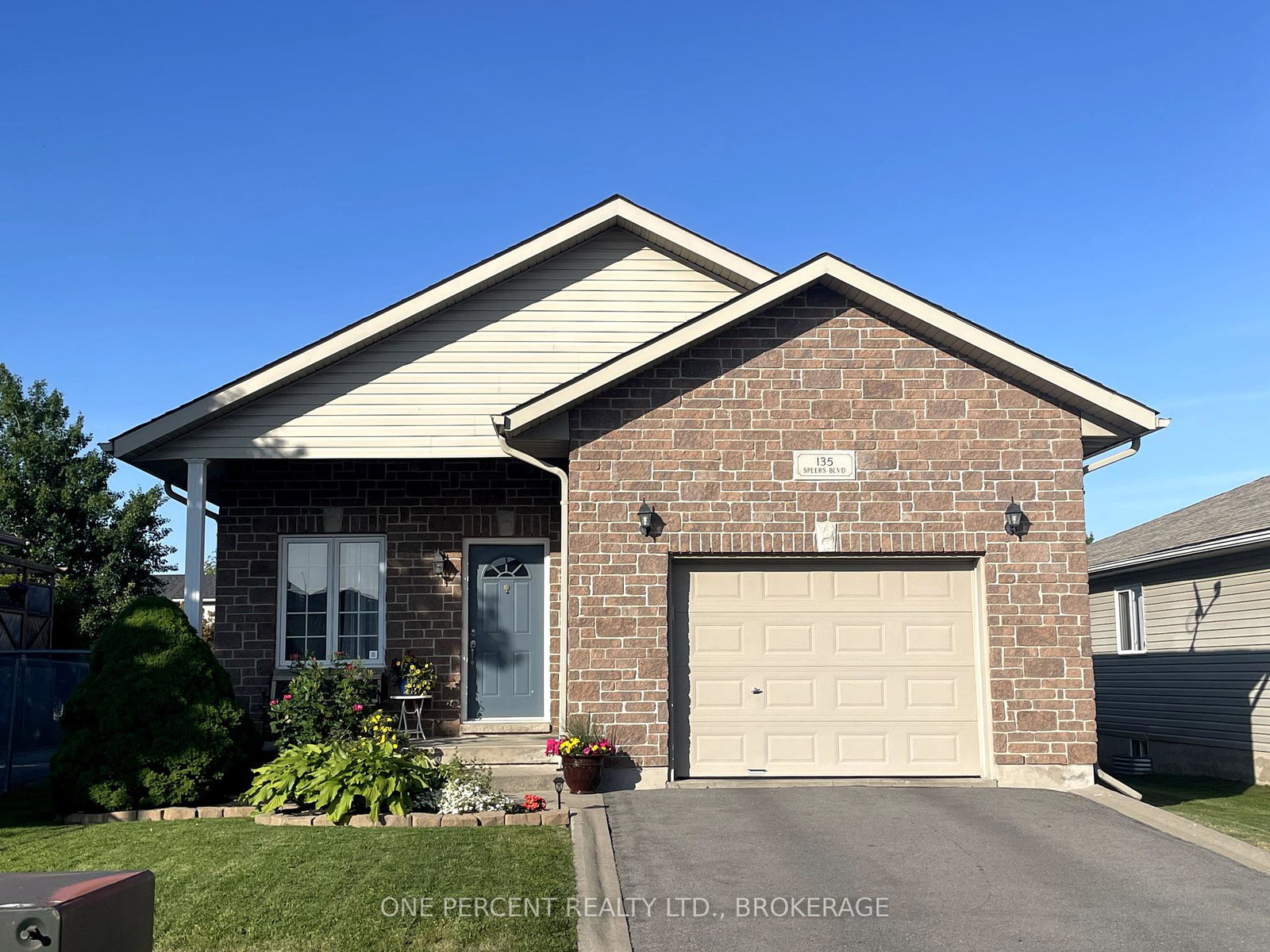135-speers-boulevard-loyalist-ontario-x12232633
