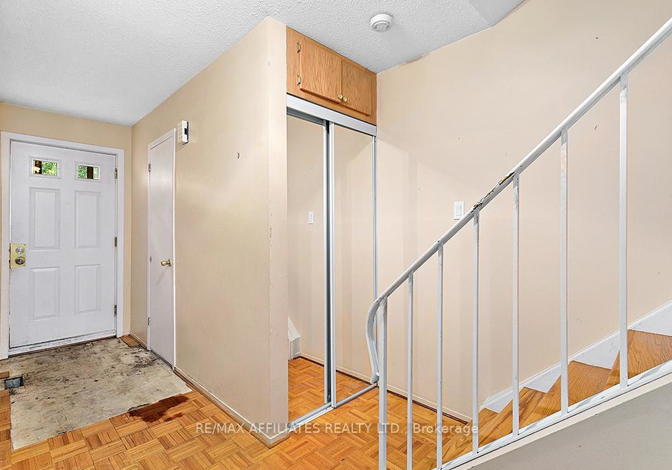 1911-simard-drive-ottawa-ontario-x12232641