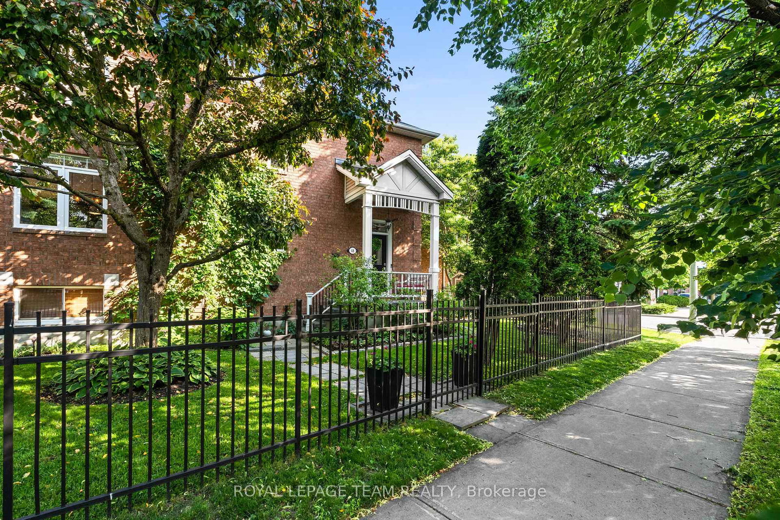 48-colchester-square-kanata-ontario-x12232651