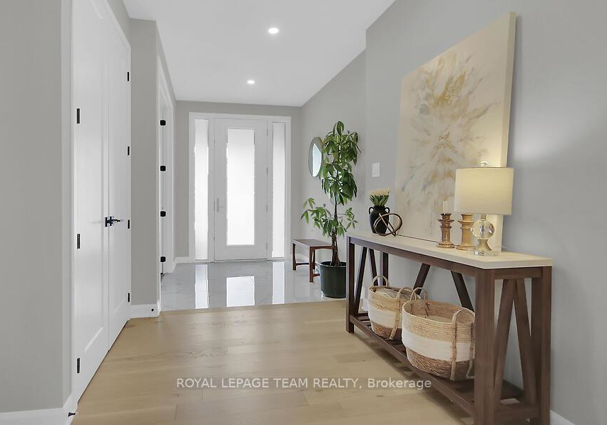 36-conch-way-ottawa-ontario-x12232730