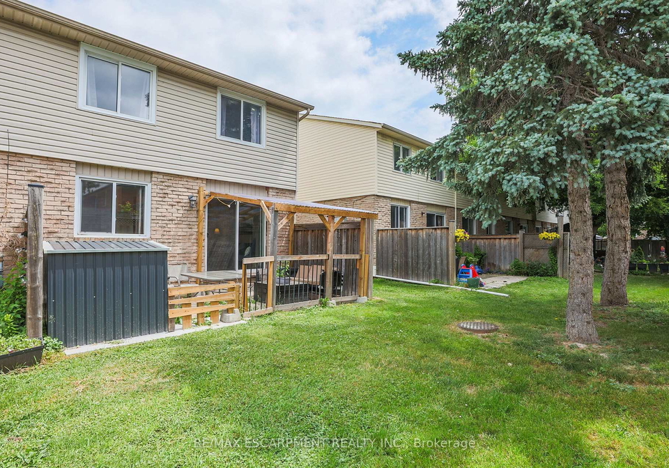 262-kenora-avenue-hamilton-ontario-x12233128