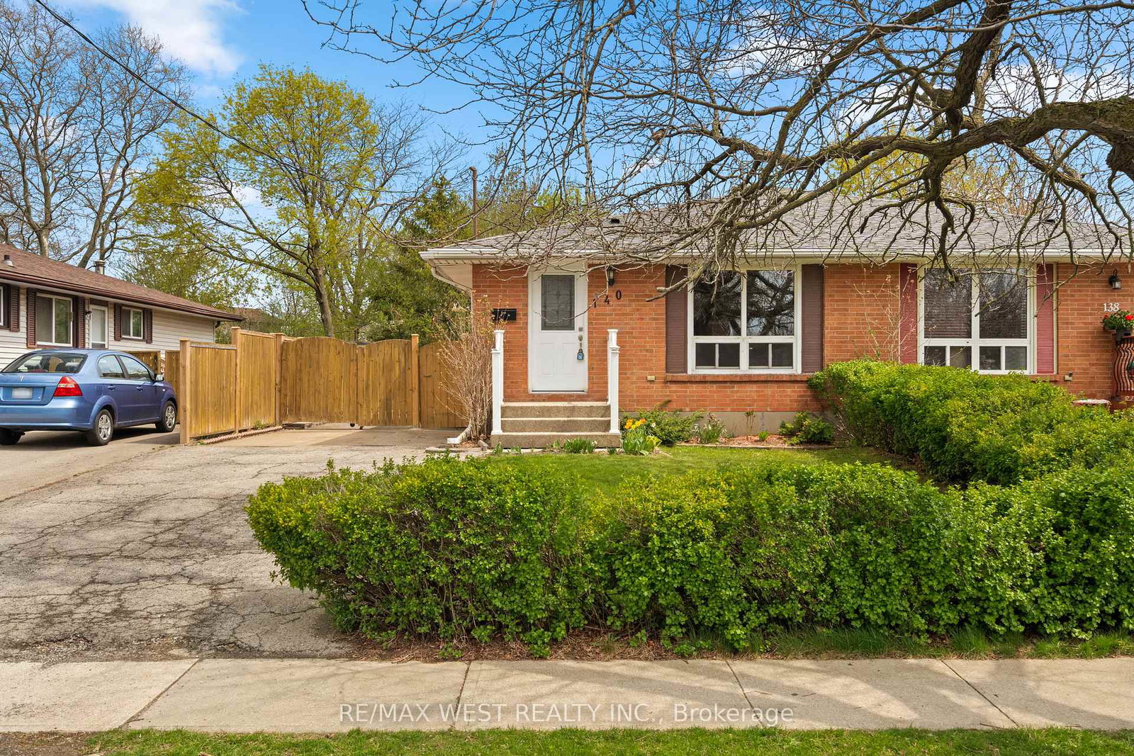 140-dorchester-boulevard-st-catharines-ontario-x12233135