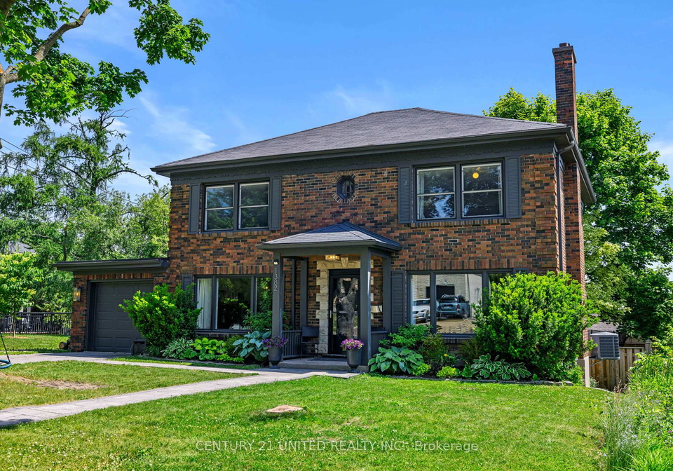 1382-gordon-avenue-peterborough-central-ontario-x12233205