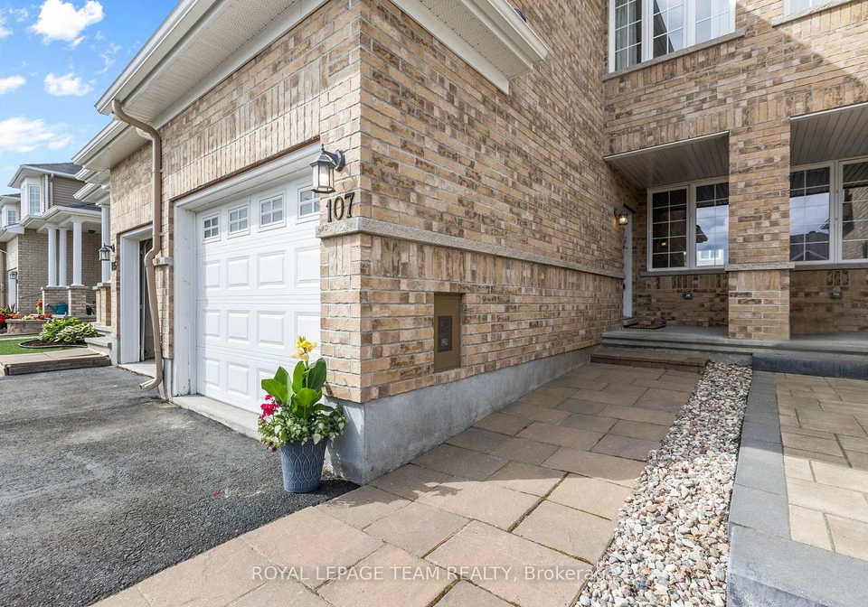 107-desmond-trudeau-drive-arnprior-ontario-x12233214