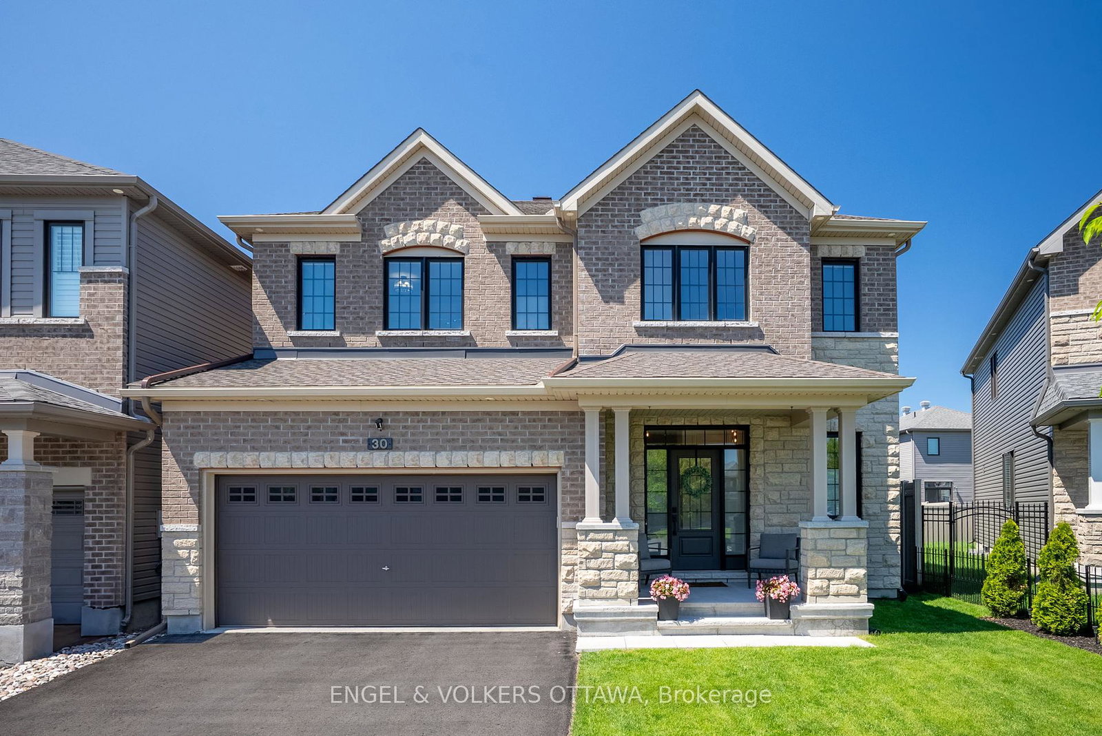 30-malachigan-crescent-ottawa-ontario-x12233218