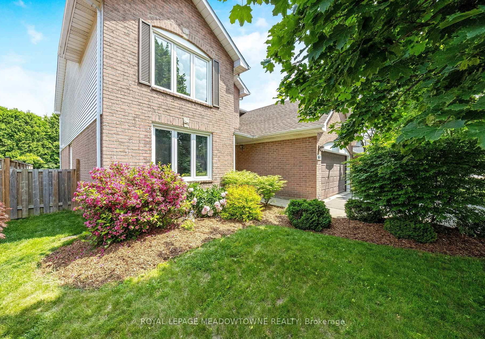400-devonshire-terrace-hamilton-ontario-x12233288