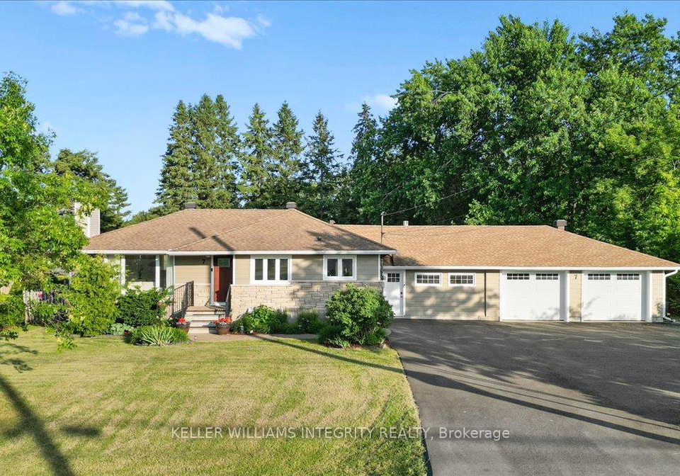 7-carleton-cathcart-street-ottawa-ontario-x12233360