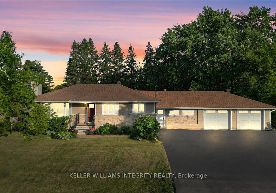 7-carleton-cathcart-street-ottawa-ontario-x12233360
