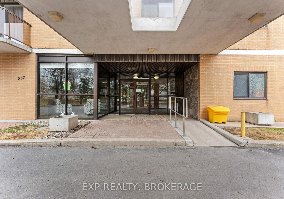 257-bath-road-kingston-ontario-x12233540