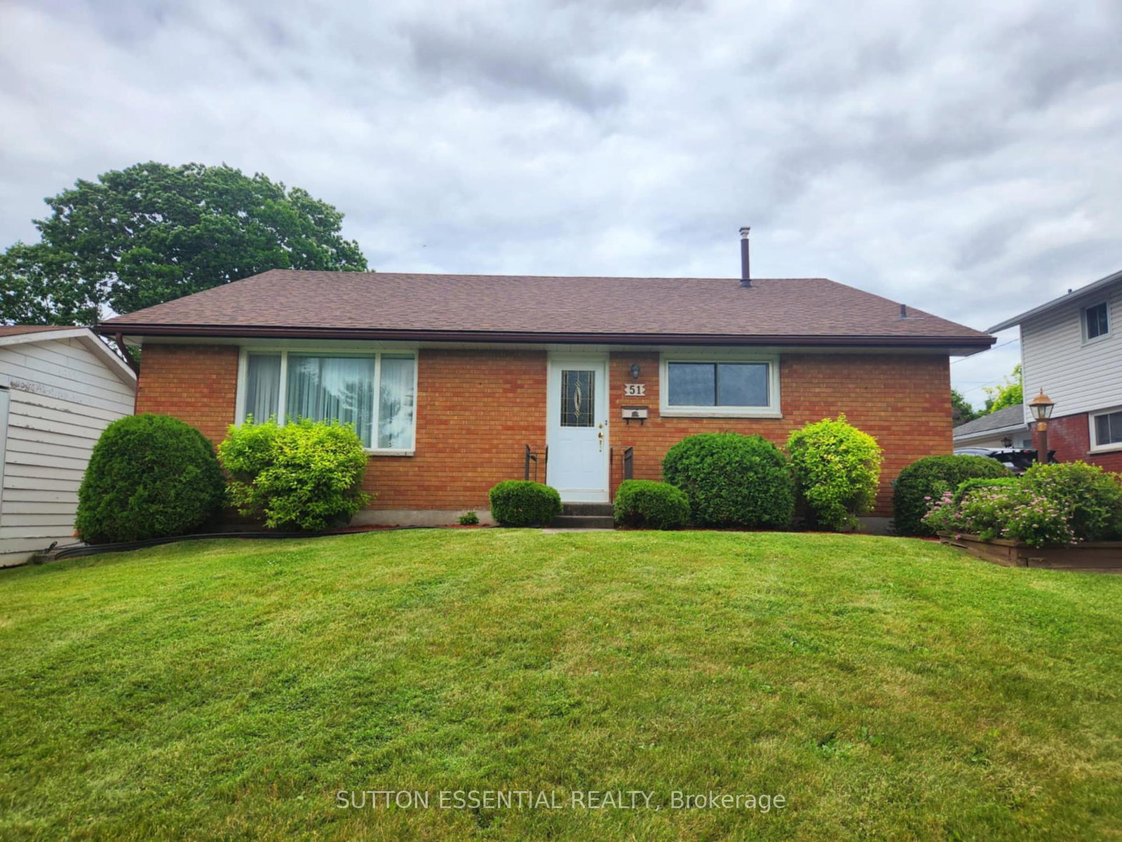 51-manor-drive-brockville-ontario-x12233932