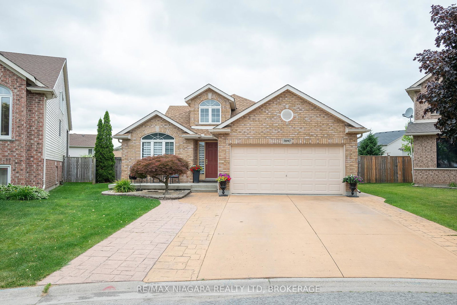 7097-bryanne-court-niagara-falls-ontario-x12234120