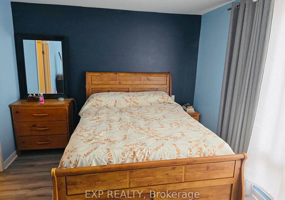 530-north-service-road-grimsby-ontario-x12234403