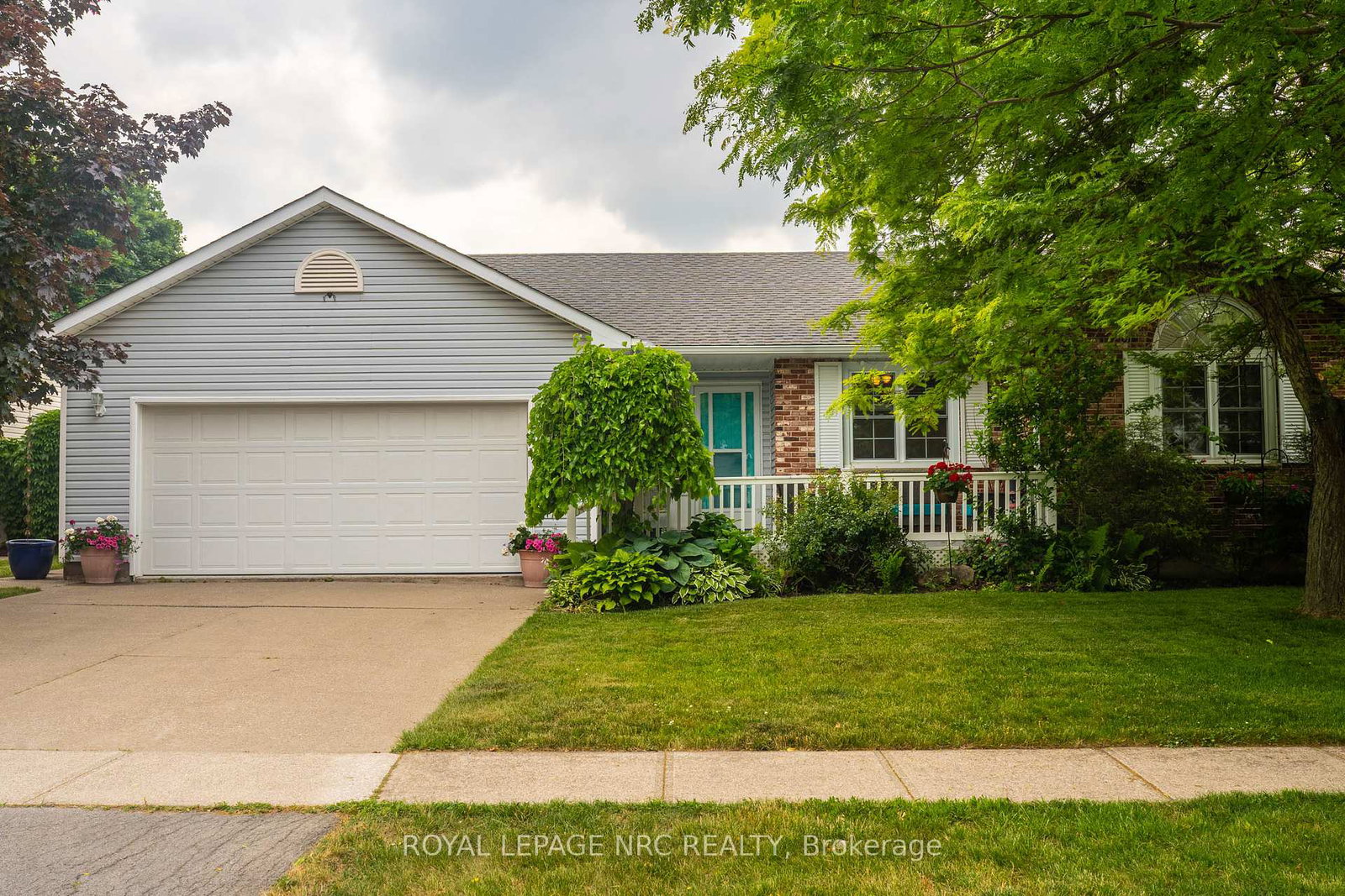 135-green-pointe-drive-welland-ontario-x12234654