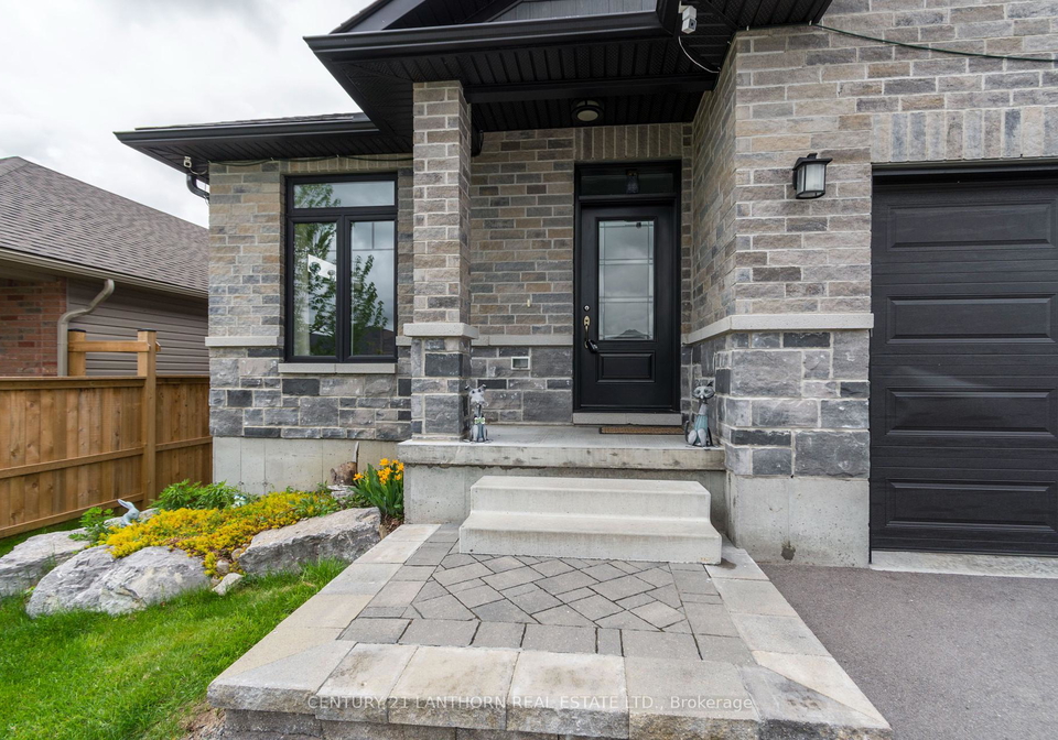 64-redwood-drive-belleville-ontario-x12234740