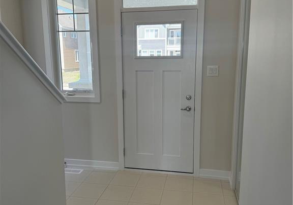 513-oldenburg-avenue-ottawa-ontario-x12234834