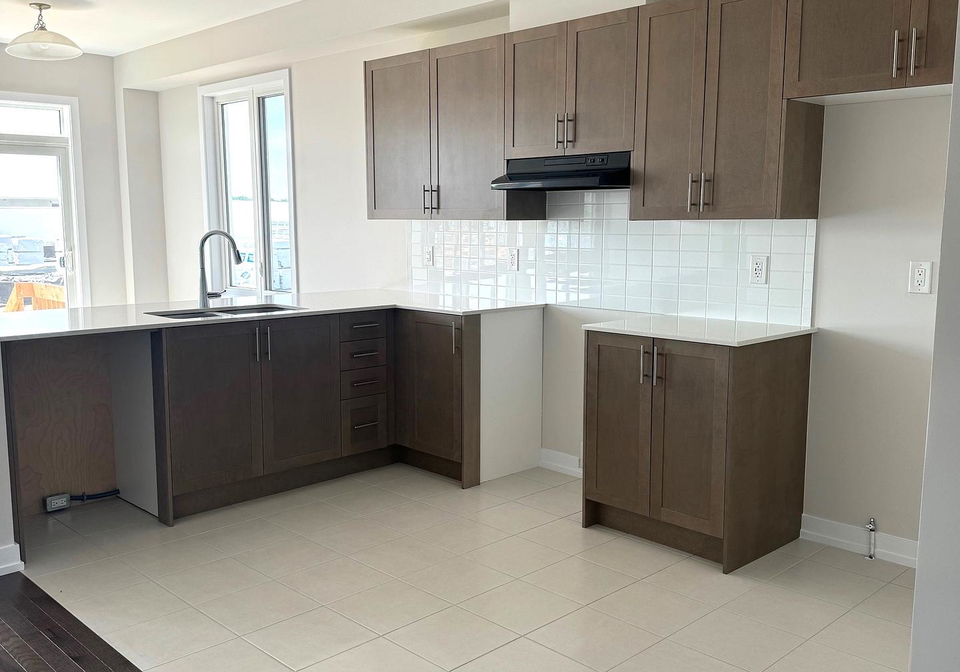 513-oldenburg-avenue-ottawa-ontario-x12234834