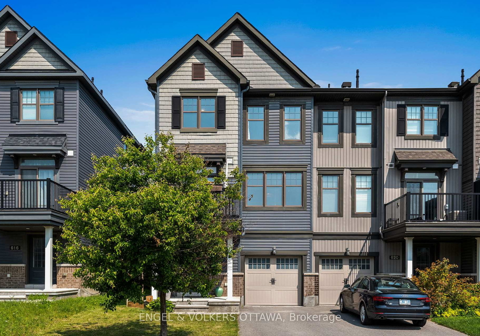 618-lauraleaf-crescent-ottawa-ontario-x12235087