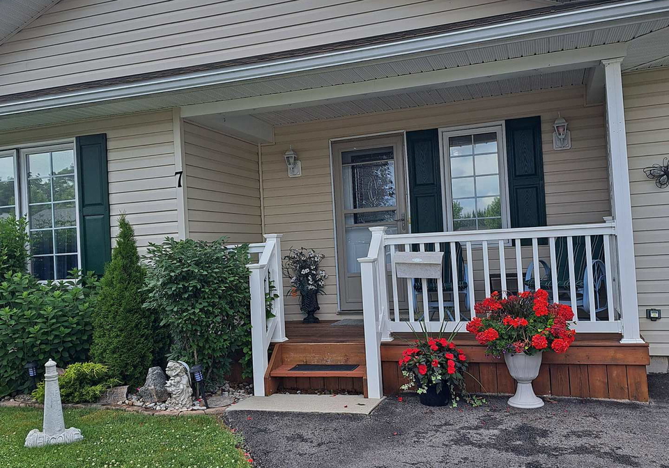 7-kellestine-drive-strathroy-caradoc-ontario-x12235214