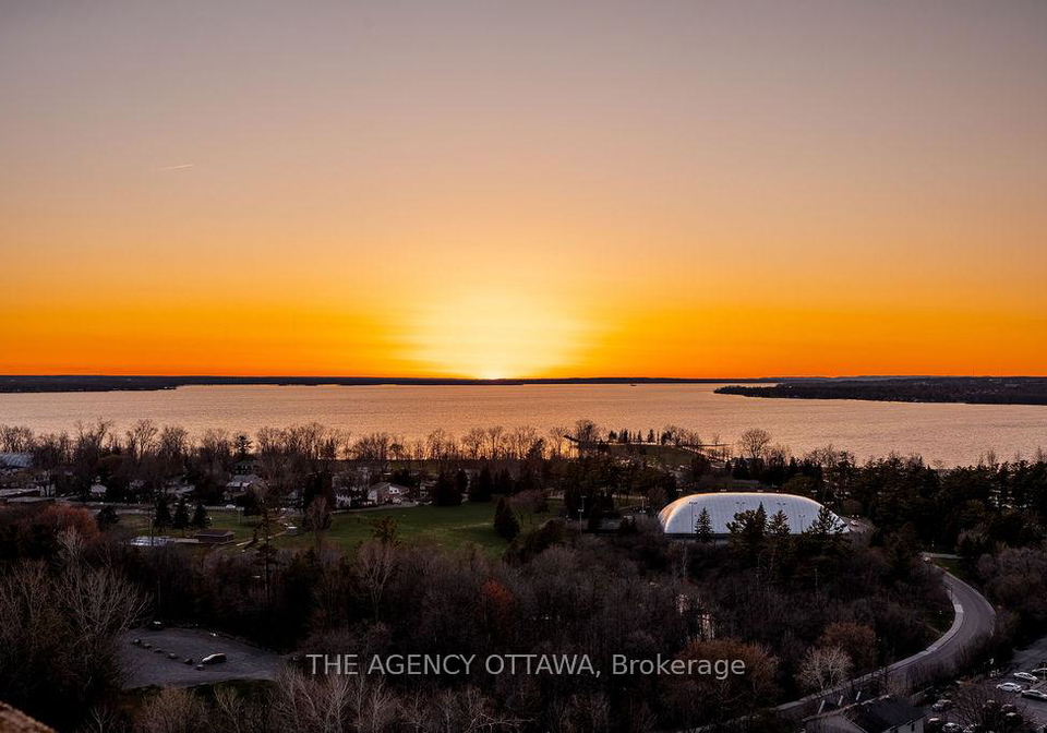415-greenview-avenue-ottawa-ontario-x12235228