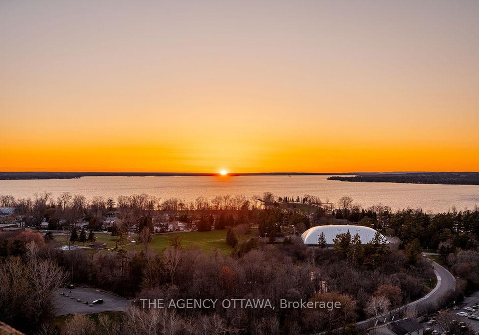 415-greenview-avenue-ottawa-ontario-x12235228