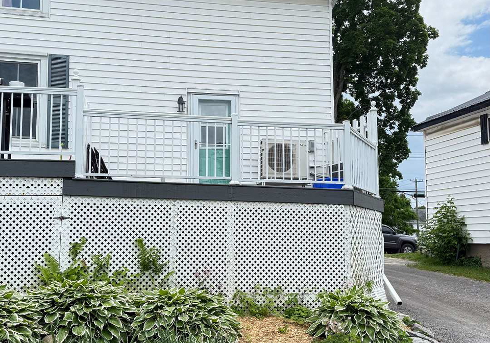 79-union-street-prince-edward-county-ontario-x12235353