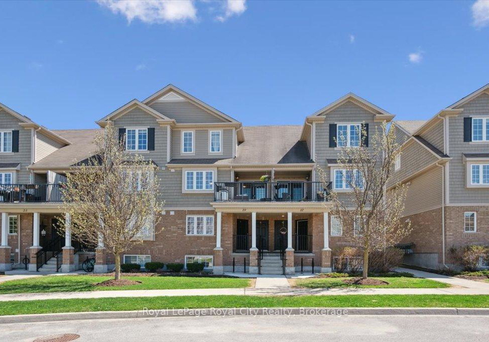 15-carere-crescent-guelph-ontario-x12235590
