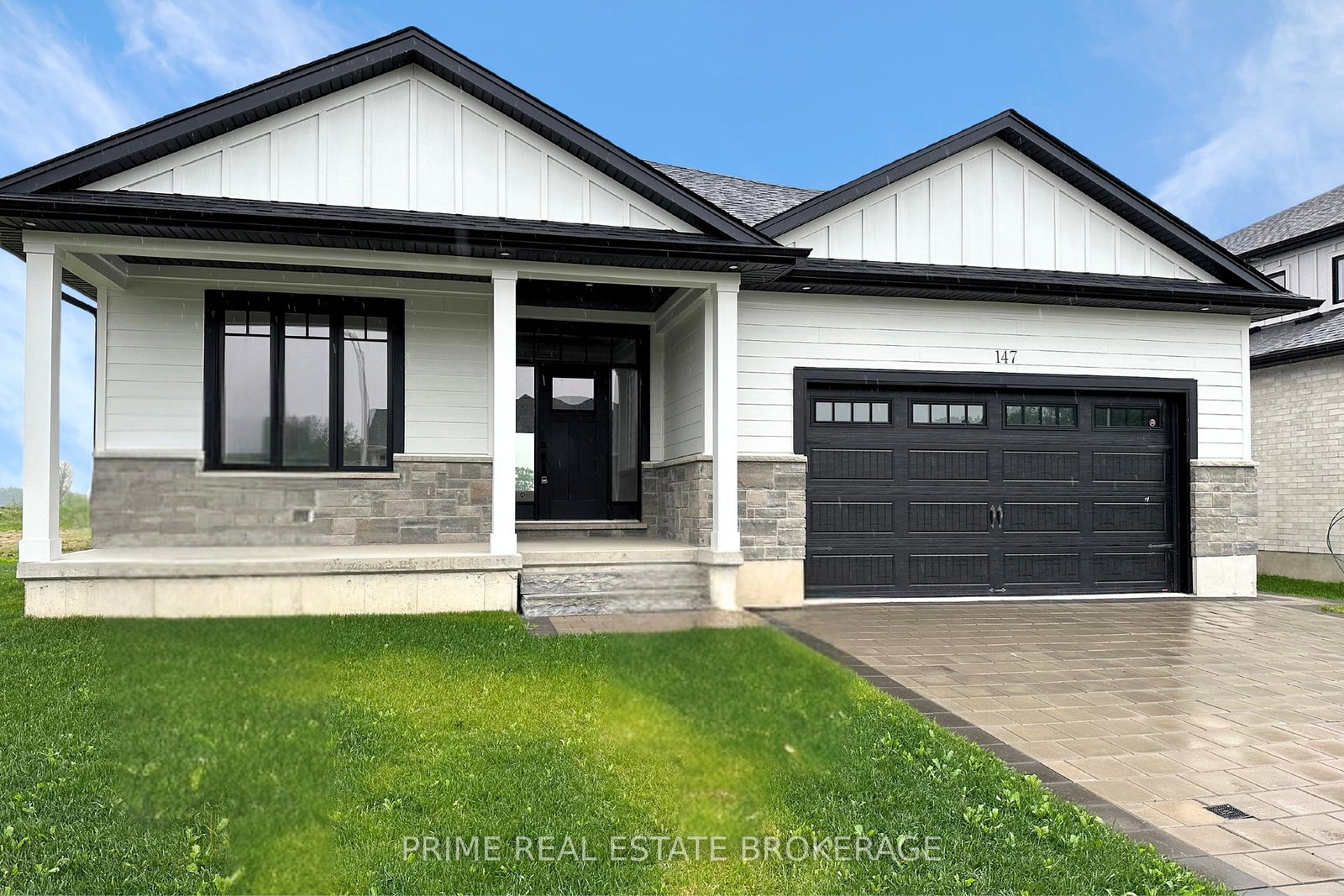 147-mcleod-street-north-middlesex-ontario-x12235593