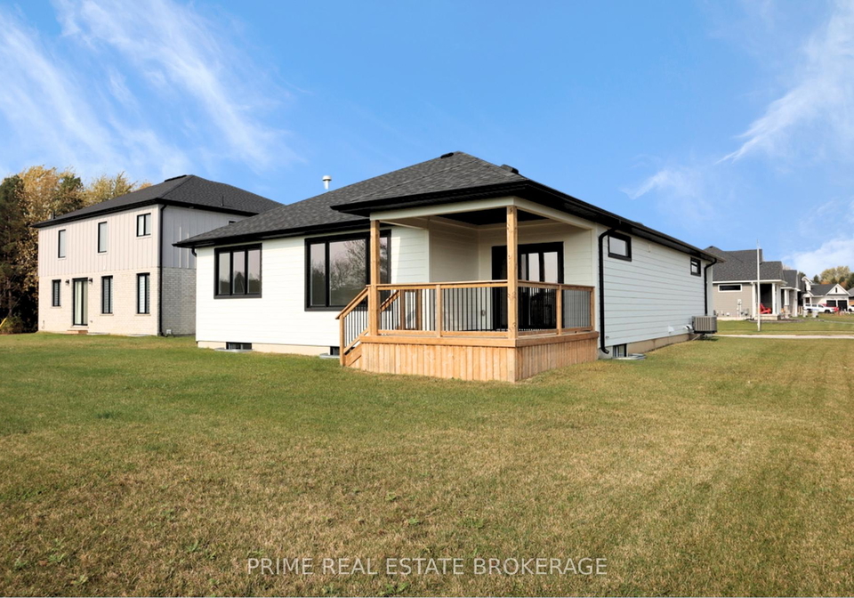 147-mcleod-street-north-middlesex-ontario-x12235593