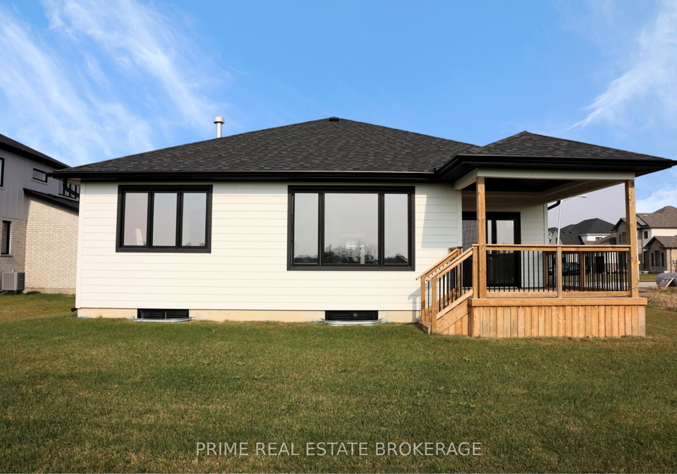 147-mcleod-street-north-middlesex-ontario-x12235593