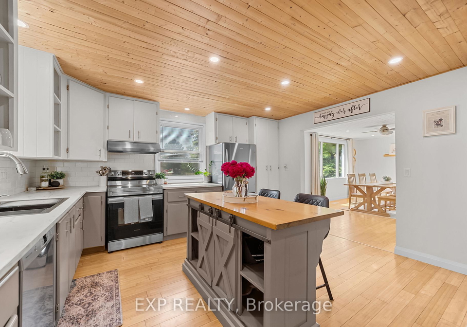 33202-back-street-duttondunwich-ontario-x12235603