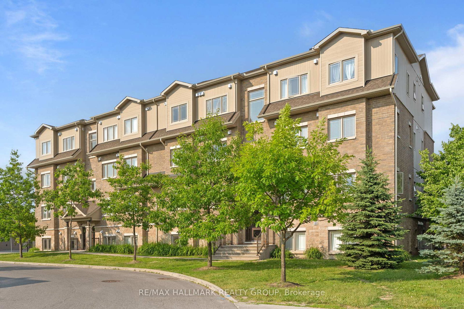 192-springbeauty-avenue-ottawa-ontario-x12235658