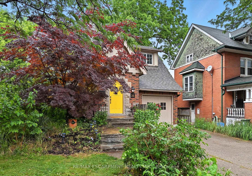 36-grosvenor-avenue-s-hamilton-ontario-x12235662