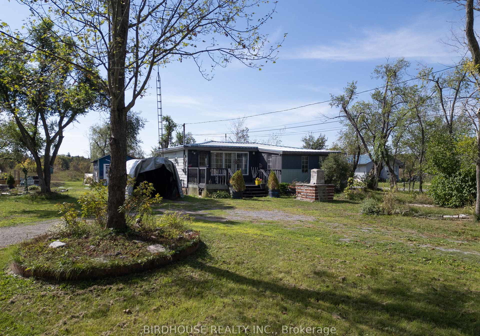 296-county-road-8-kawartha-lakes-ontario-x12235700