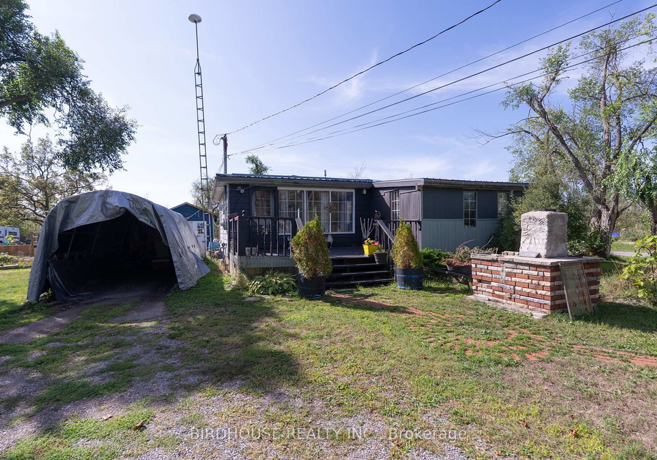 296-county-road-8-kawartha-lakes-ontario-x12235700