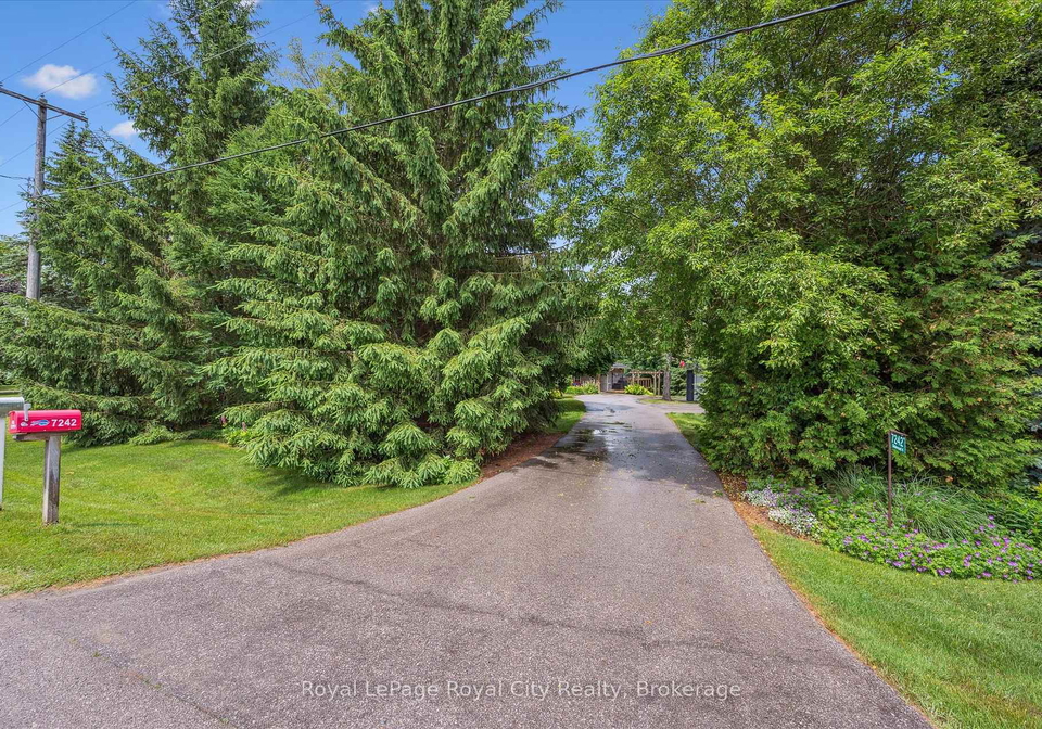 7242-4-sideroad-centre-wellington-ontario-x12235718