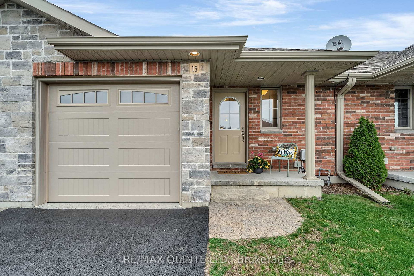 15-mcintosh-crescent-quinte-west-ontario-x12235922