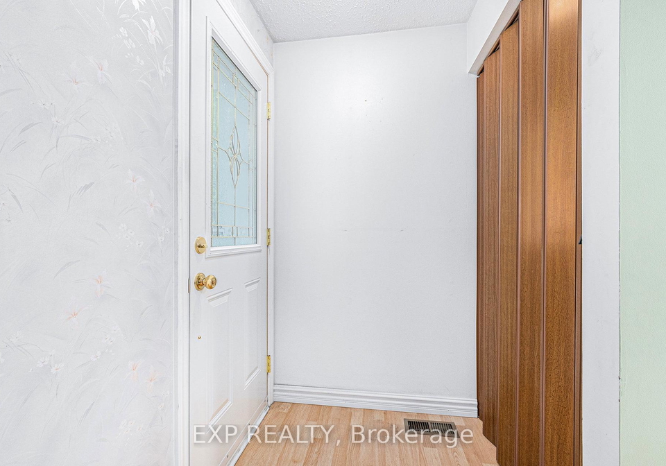 75-chesterton-drive-ottawa-ontario-x12236171