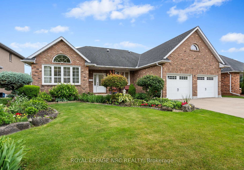 7712-south-wood-drive-niagara-falls-ontario-x12236205