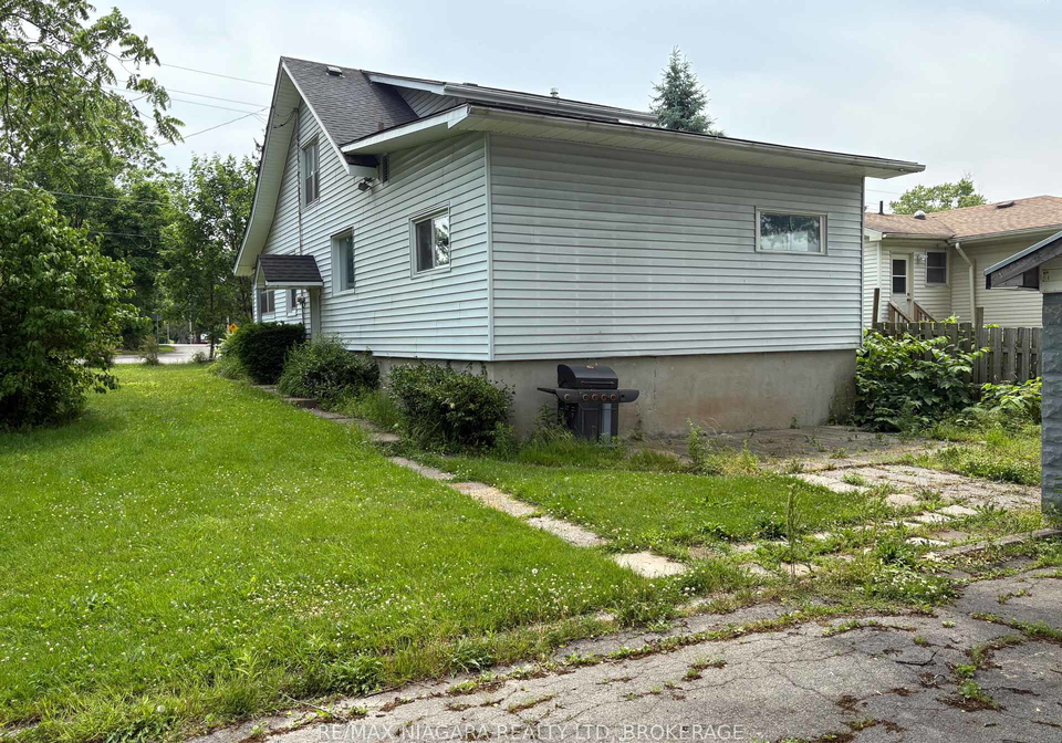 3796-dominion-road-fort-erie-ontario-x12236330