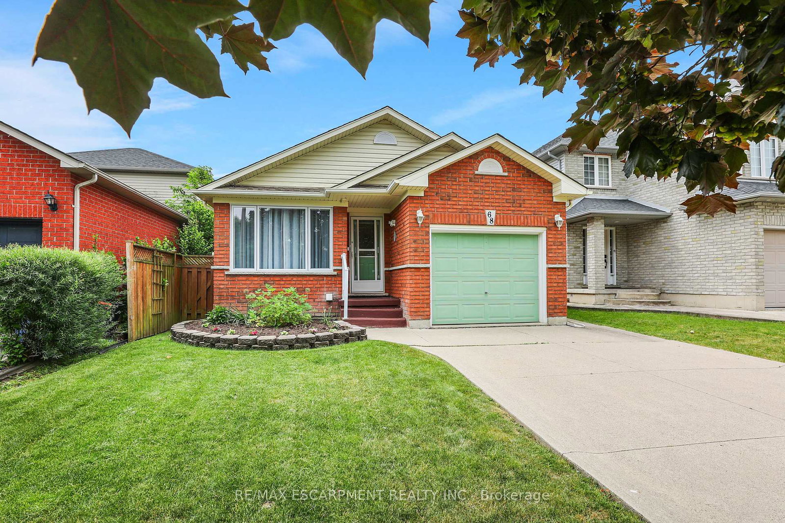 68-hillcroft-drive-hamilton-ontario-x12236373