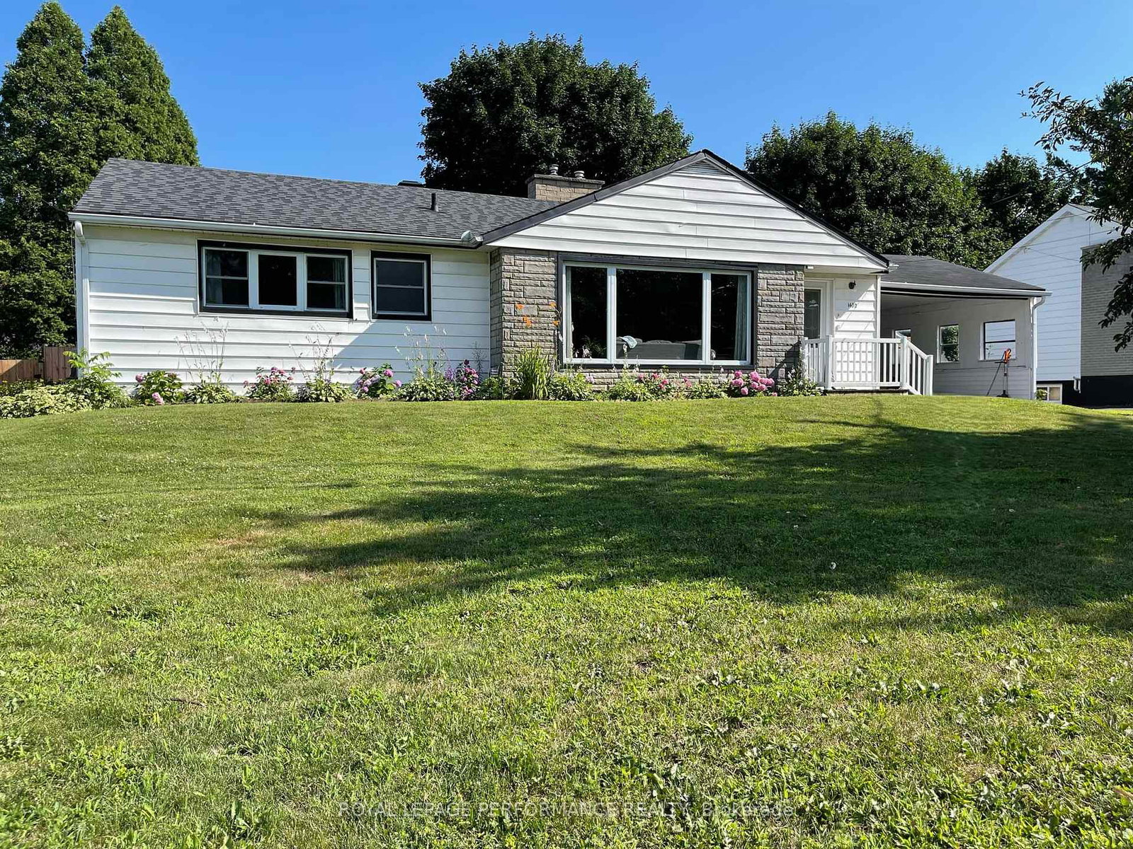 1402-dover-road-cornwall-ontario-x12236402