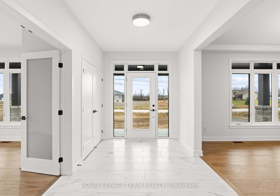 71-hogan-drive-mcnabbraeside-ontario-x12236586