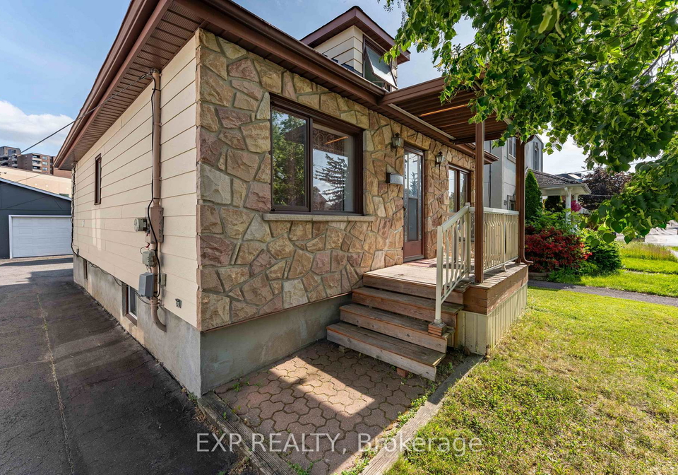 318-montfort-street-ottawa-ontario-x12236612